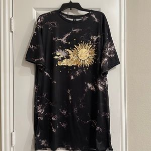 Sun & Moon Tshirt Dress